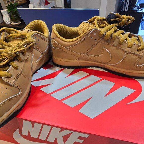 Nike Dunk Low Retro SE Wheat Gum Black HQ1932-700 Men's Size 10 NEW - Picture 3 of 12